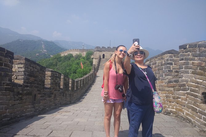 2 Sections Great Wall Hiking Tour to Mutianyu & Huanghuacheng - Pickup Information