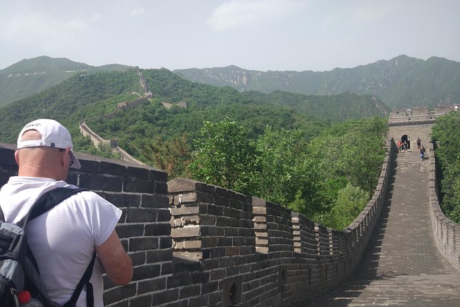 2 Sections Great Wall Hiking Tour to Mutianyu & Huanghuacheng - Participation Requirements