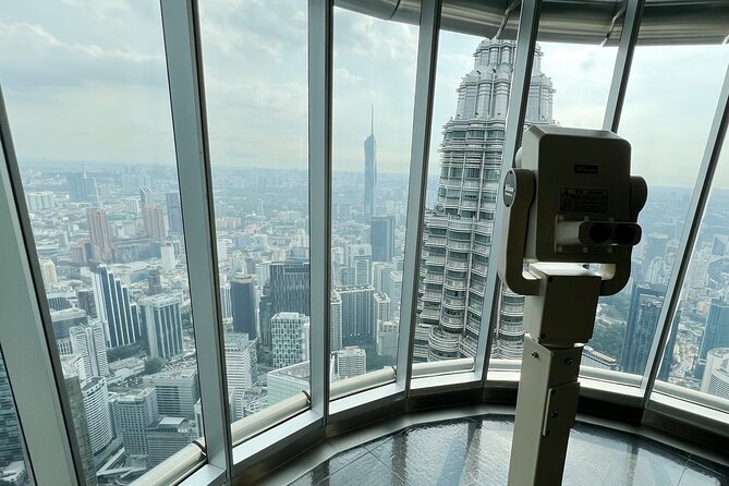 2-Way FLIGHT: Private Kuala Lumpur Guided Day Tour From Singapore - Dining and Cuisine