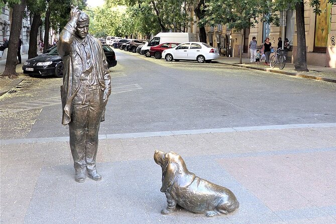 20 Dog-Statues in Budapest - an Unusual Tour - Highlights of the Canine Sculptures