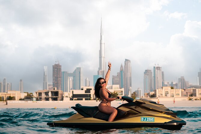 24 Karat Gold Jet Ski Adventure With Burj Khalifa View - Luxury Jetski Rental Experience