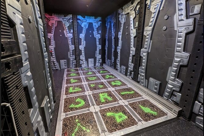 25 Minutes Adventure Rooms in Max Action Arena ICON Park - Customer Reviews and Ratings