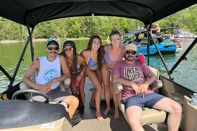 25FT Pontoon Party Boat W/ Captain up to 12 People (3 Hrs) - Reviews and Ratings