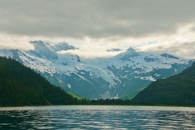 26 Glacier Cruise and Coach From Anchorage, AK - Accessibility and Requirements