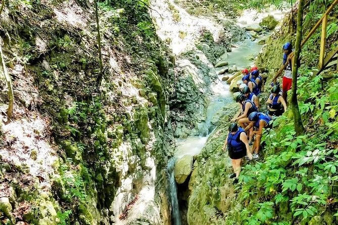 27 Waterfalls Adventure Private Tour in Charcos De Damajagua - Health and Accessibility