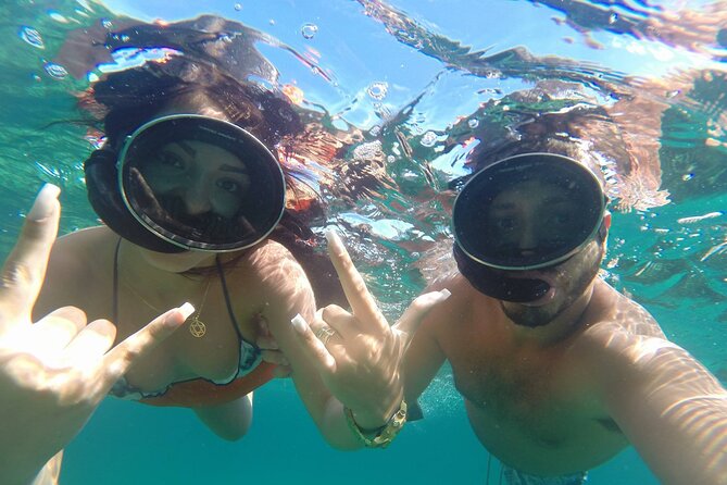 28ft Yacht Half Day Charter in Nassau Bahamas - About Your Stay