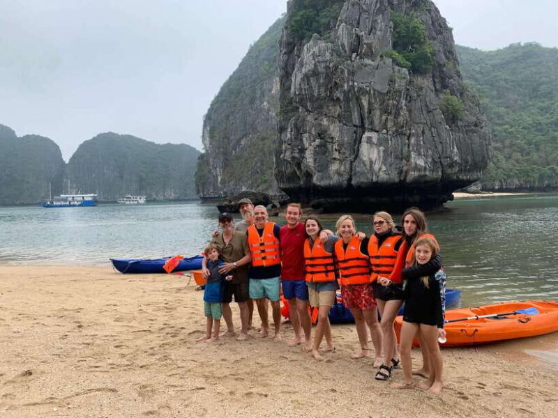 2D1N Boat Tour : Lan Ha Bay - Ha Long Bay - Pickup and Drop-off
