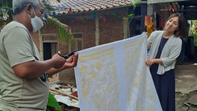 2D1N-Borobudur-Batik Class-Cycling-Prambanan - Frequently Asked Questions