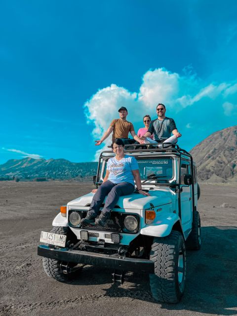 2D1N Bromo Sunrise & Ijen Blue Fire From Surabaya/Malang - Trek to Ijen Crater