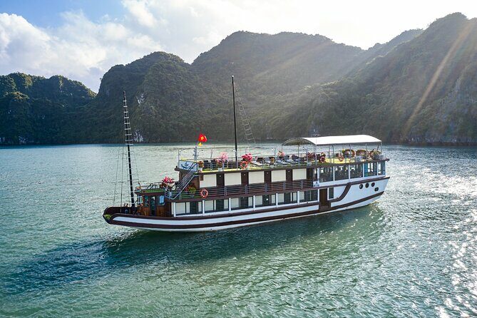 2D1N: Halong Bay 4-Star Cruise - Cave, Kayak, Swim, Meals - Introduction