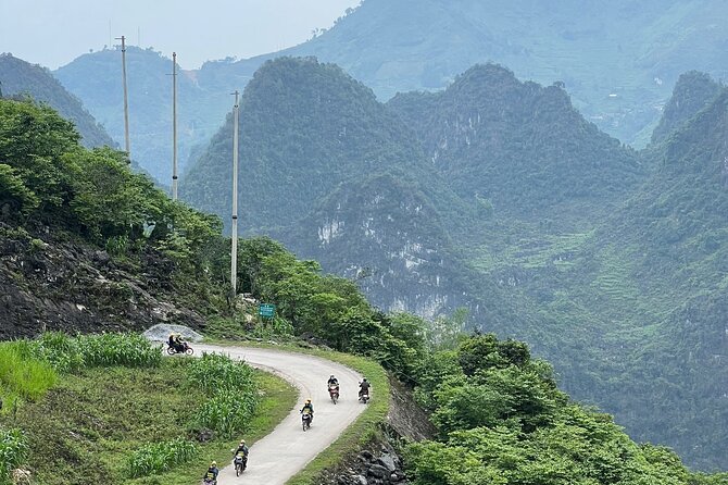 2D1N LOOP TOUR WITH EASYRIDERS (Small Group, Maximum 10 People) - Pickup Details