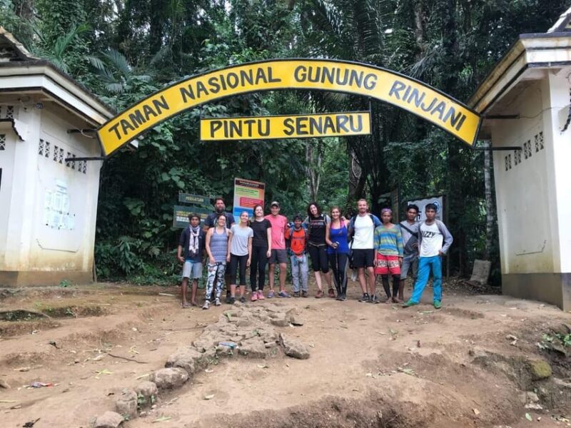 2D1N RINJANI SENARU CRATER RIM TREK - Day 1