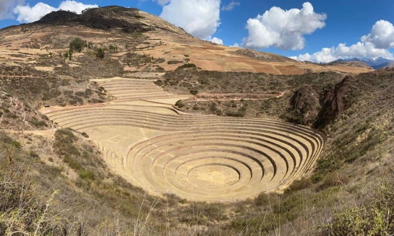 2Day Ollantaytambo Moray Salt Mines Chinchero & Machupicchu - Day 1 Itinerary
