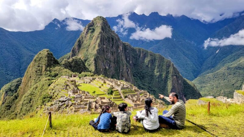 2Day Ollantaytambo Moray Salt Mines Chinchero & Machupicchu - Exclusions and Additional Information
