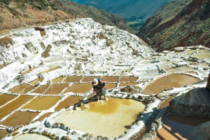 2Day Ollantaytambo Moray Salt Mines Chinchero & Machupicchu - Reservation Requirements