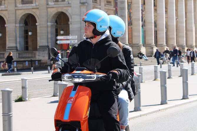 2h Medieval Bordeaux History by Electric 50CC Motorbike - Accessibility and Recommendations