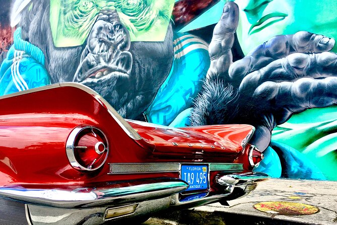 2H Private Classic Car Tour Miami Beach & Wynwood - Group Size and Dress Code