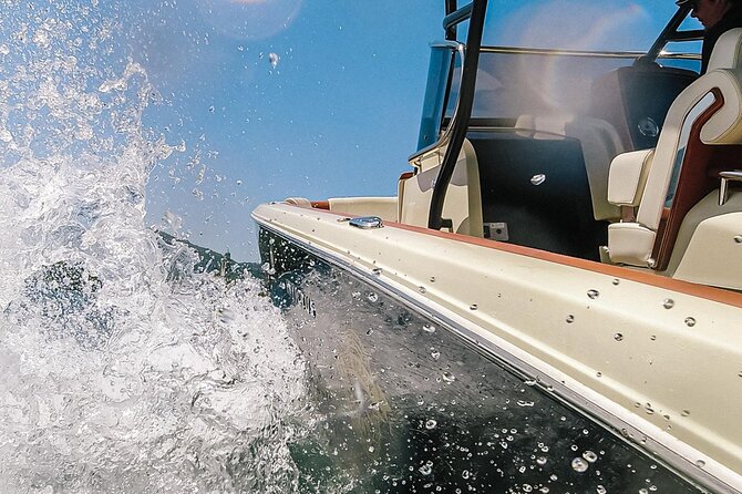 2H Private Cruise on Lake Como Tender Yacht Invictus 9 Pax - Additional Information