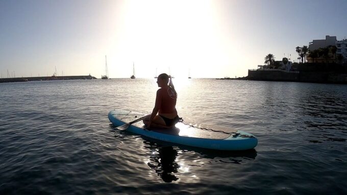 2h Sunset Paddle Board Session in Gran Canaria - Small Group Adventure