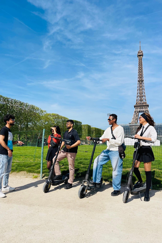 2H VIP Paris Private E-scooter Tour - Key Points