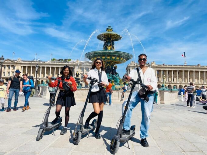2H VIP Paris Private E-scooter Tour - Tour Safety Considerations