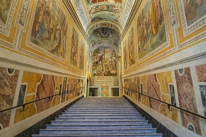 2h30 Tour of Rome Cathedral and Holy Stairs - Key Points