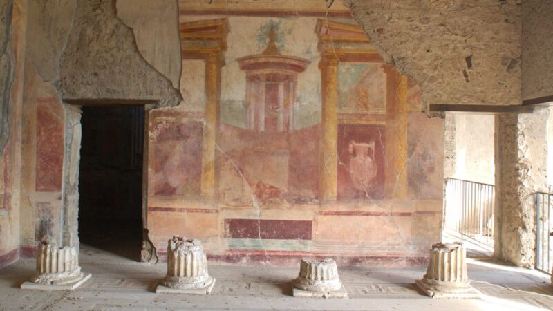 2hours Guided Tour in Pompeii - Booking Information