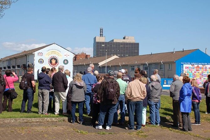 2hours Republican & Loyalist Mural Black Taxi Tour From Belfast - Traveler Reviews and Feedback
