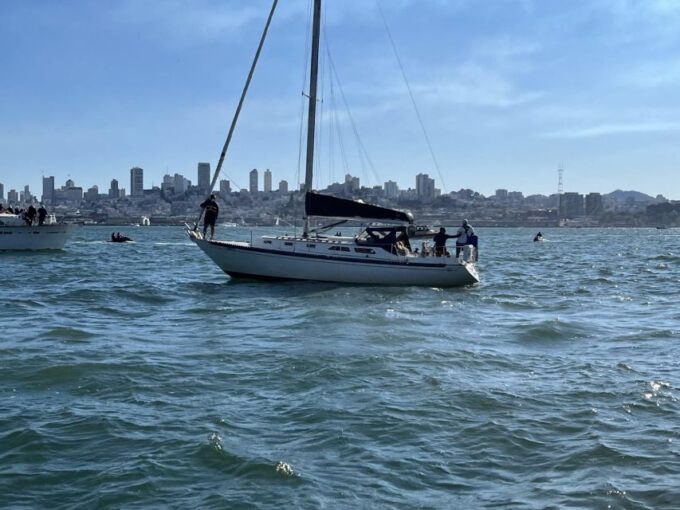 2hr - INTERACTIVE Sailing Experience on San Francisco Bay - Safety and Attire
