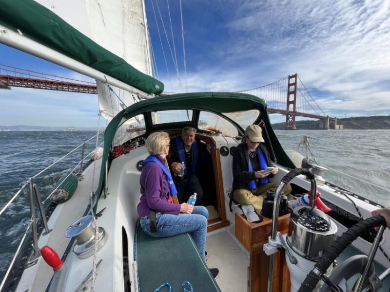 2hr PRIVATE Sailing Experience on San Francisco Bay 6 Guests - Sailing Experience