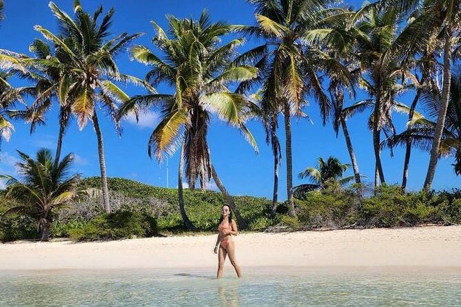 2x1 Tour: Contoy Island, Mujeres Island, Open Bar, Lunch and Transfers - Tour Schedule