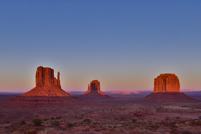 3.0 Hours of Monument Valleys Sunrise or Sunset 4×4 Tour - Guide Shares Stories and Insights