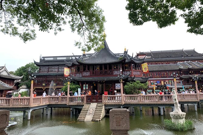 3.5-Hour Private Shanghai Old Town Walking Tour - Meeting and Pickup