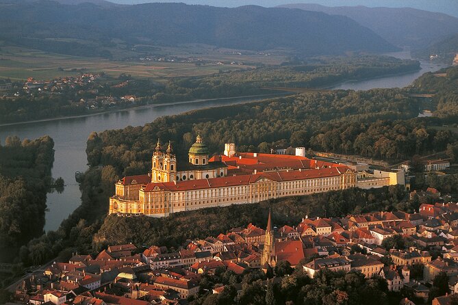 3 Castles and Wine Tasting Tour in Danube Valley From Vienna - Highlights and Itinerary