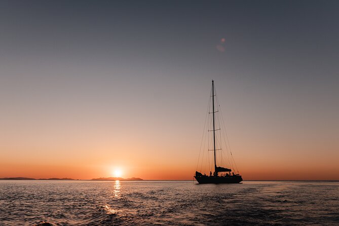 3 Day & 2 Night Whitsunday Islands Maxi Sailing Adventure on Broomstick - Packing Essentials