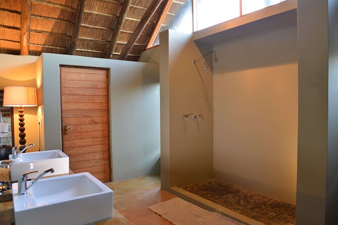 3 Day 4 Star Pilanesberg Safari - Game Drive Experiences