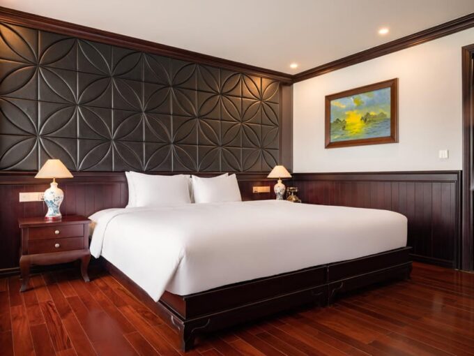 3-Day: 5-Star Cruises Lan Ha & Halong Bay W/Viet Hai Village - Transportation and Transfers