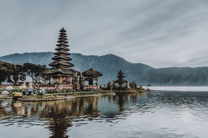 3-Day Bali North Tour With Snorkeling,Dolphin & Ijen Crater Trek - Booking Information