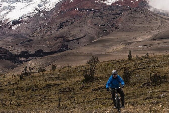 3-Day Bike&Hike - Cotopaxi-Quilotoa-Chimborazo: the Heart of the Andes - Cotopaxi National Park Exploration