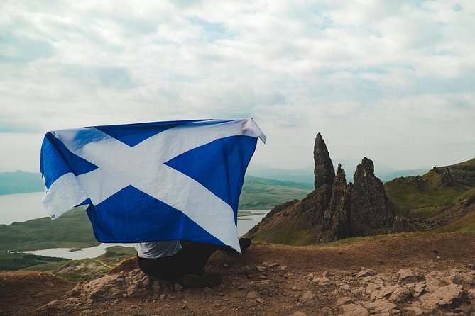 3-Day Budget Backpacker Isle of Skye and the Highlands Tour From Edinburgh - Loch Ness and Dunvegan Castle