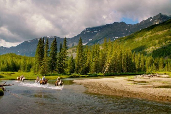 3 Day Columbia Icefileds,Jasper,Lake Louise Calgary&Banff Pick up - Special Requests and Accommodations