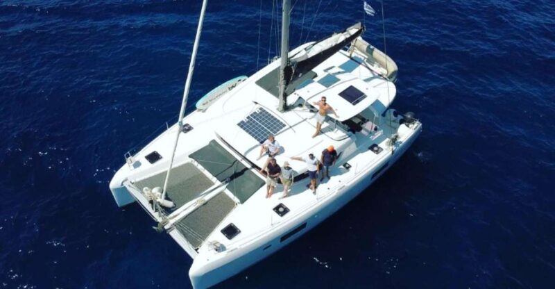 3-Day Crewed Charter the Relaxing- Lagoon 42 Catamaran - Cabin and Capacity Details