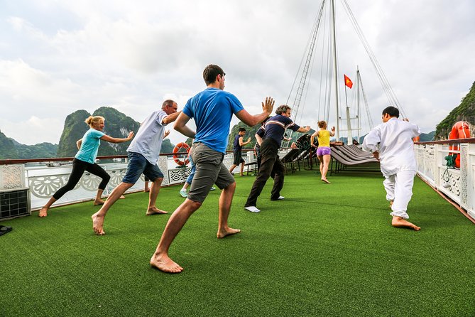 3-Day Cruise Relaxing and Kayaking on Oriental Sails - Inclusive Meals and Transportation
