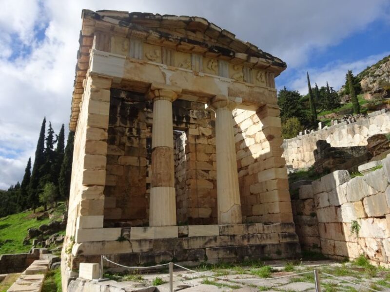 3-Day Delphi & Meteora Tour From Athens - Kalambaka Destination