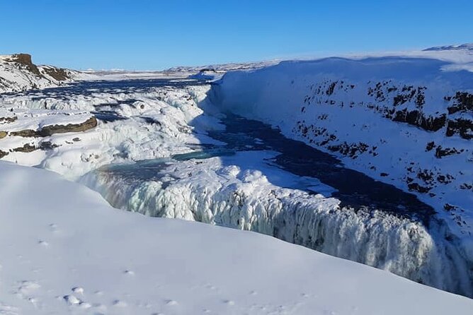 3-Day Golden Circle, Ice Cave, Glacier Lagoon & Waterfalls Tour - Marveling at the Glacier Lagoon