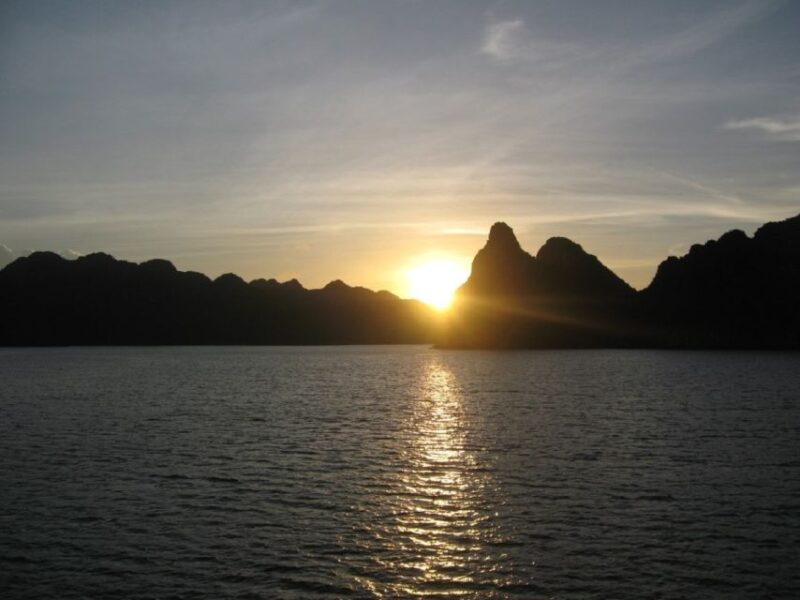 3-Day Hanoi - Ninh Binh - Lan Ha Bay 5 Star Cruise & Balcony - Pricing and Booking