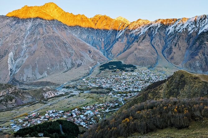 3-Day Hiking Group Tour in Kazbegi - Guidance and Leadership