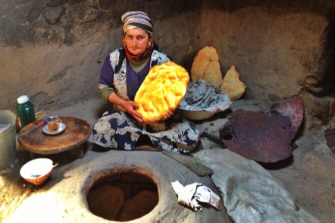 3-Day Hiking & Trekking Tour Remote Villages in Guba - Recommended Gear