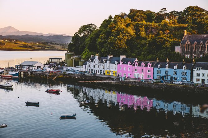 3-Day Isle of Skye, Hogwarts Express Train and Highlands Tour - Day 1: Edinburgh to Portree