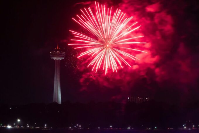 3 - Day Niagara Falls USA & Canada Combo Tour - Small Group Tour